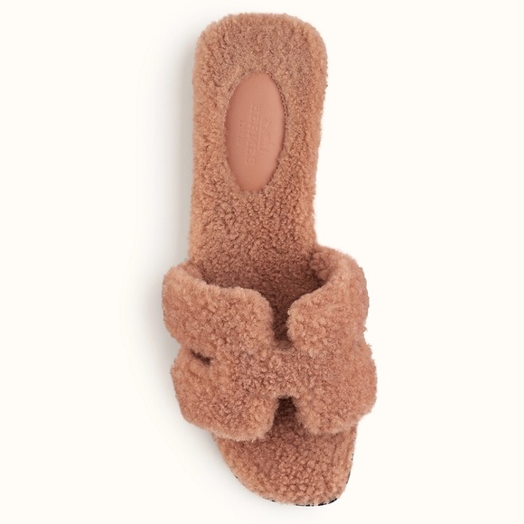 Hermes | Shoes | Nwt Herms Wool Skin Shearling Oran Sandal Rose Aube Size  399 | Poshmark